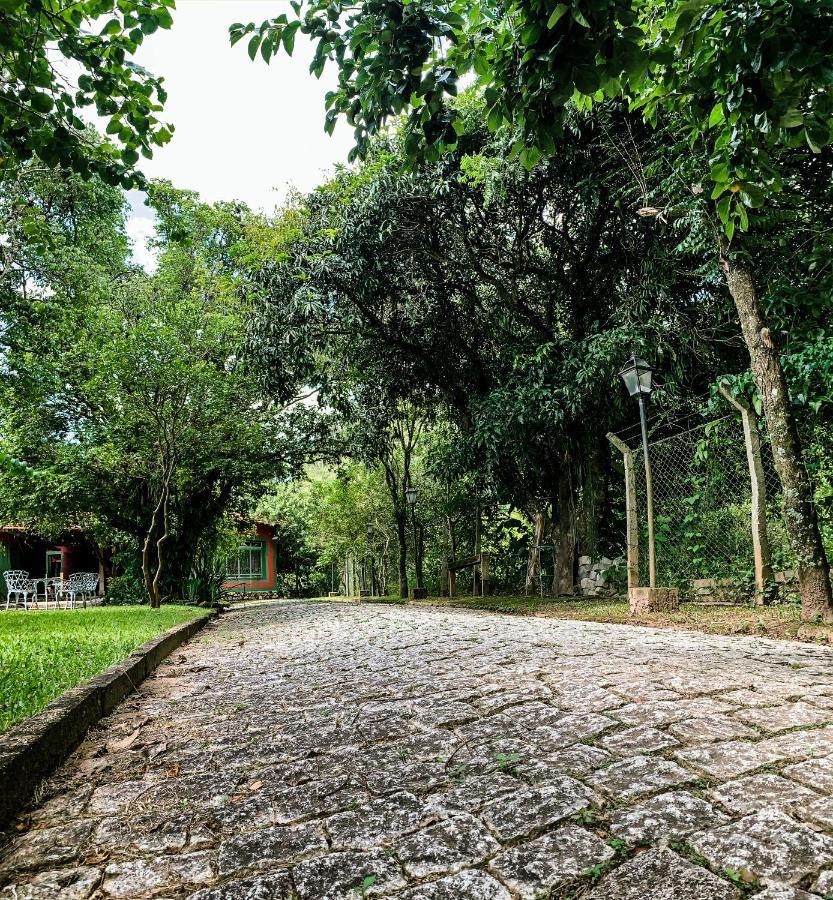 Pousada Das Pedras Passa Quatro Kültér fotó